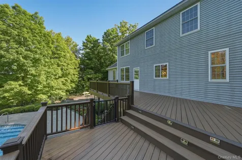 27 Hawleys Corners Road Highland NY 12528