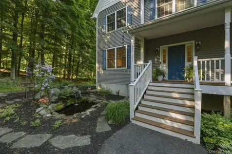 27 Hawleys Corners Road Highland NY 12528
