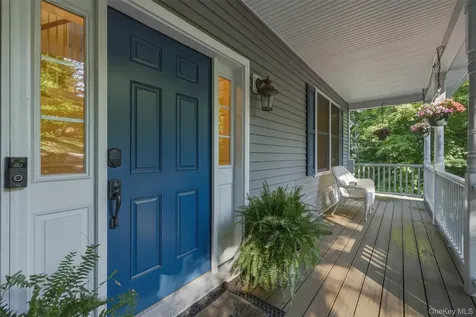 27 Hawleys Corners Road Highland NY 12528