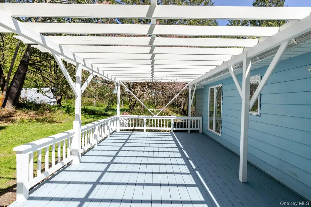 330 Pine Bush Road Stone Ridge NY 12484