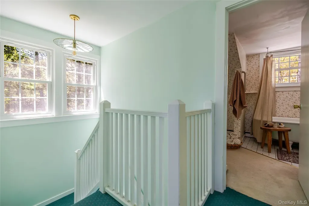 330 Pine Bush Road Stone Ridge NY 12484