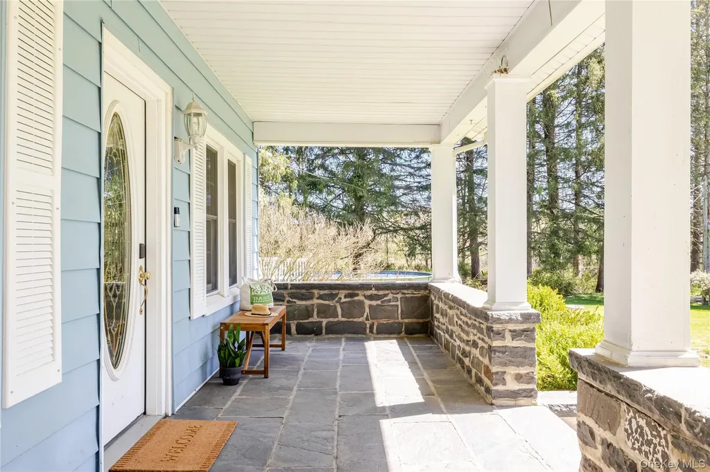 330 Pine Bush Road Stone Ridge NY 12484