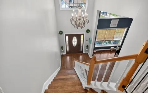 33 Oceanview Boulevard Manorville NY 11949