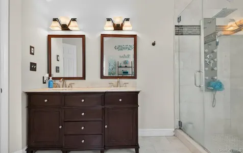 33 Oceanview Boulevard Manorville NY 11949