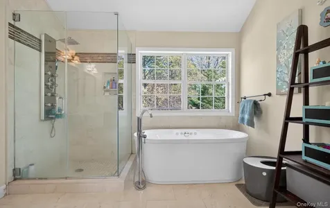 33 Oceanview Boulevard Manorville NY 11949