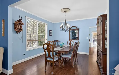 33 Oceanview Boulevard Manorville NY 11949