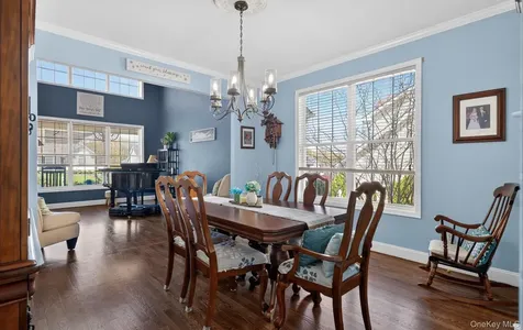 33 Oceanview Boulevard Manorville NY 11949