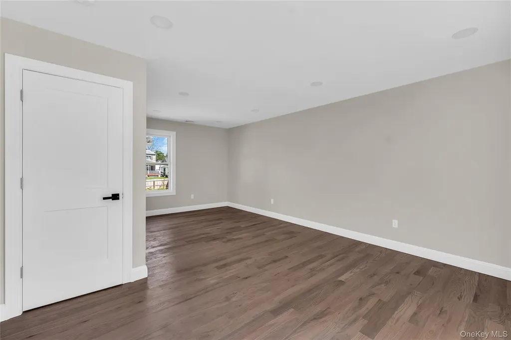 20 Lehigh Avenue Centereach NY 11720