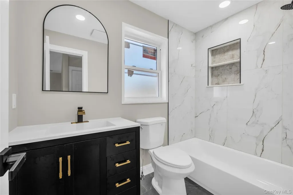 20 Lehigh Avenue Centereach NY 11720