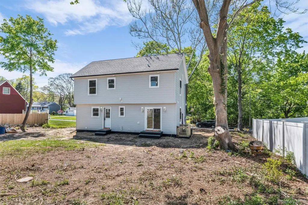20 Lehigh Avenue Centereach NY 11720
