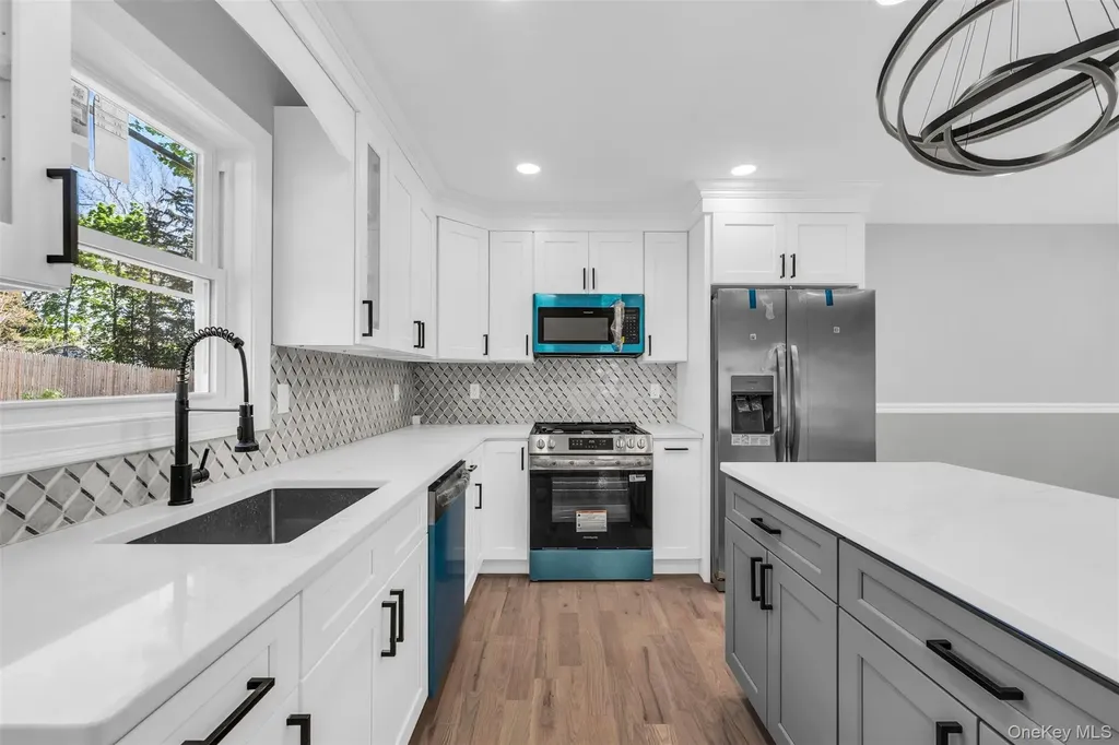 20 Lehigh Avenue Centereach NY 11720