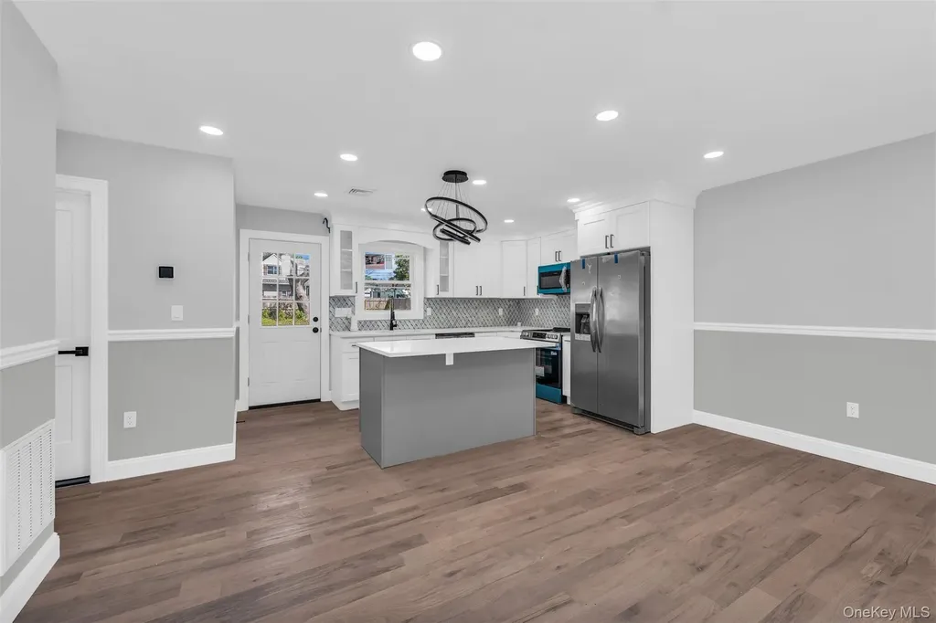 20 Lehigh Avenue Centereach NY 11720