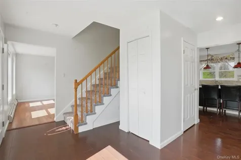 34 Rombout Road Poughkeepsie NY 12603