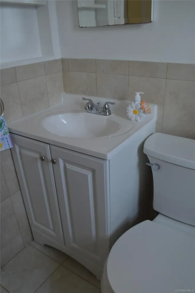 30 Lake Drive Copiague NY 11726