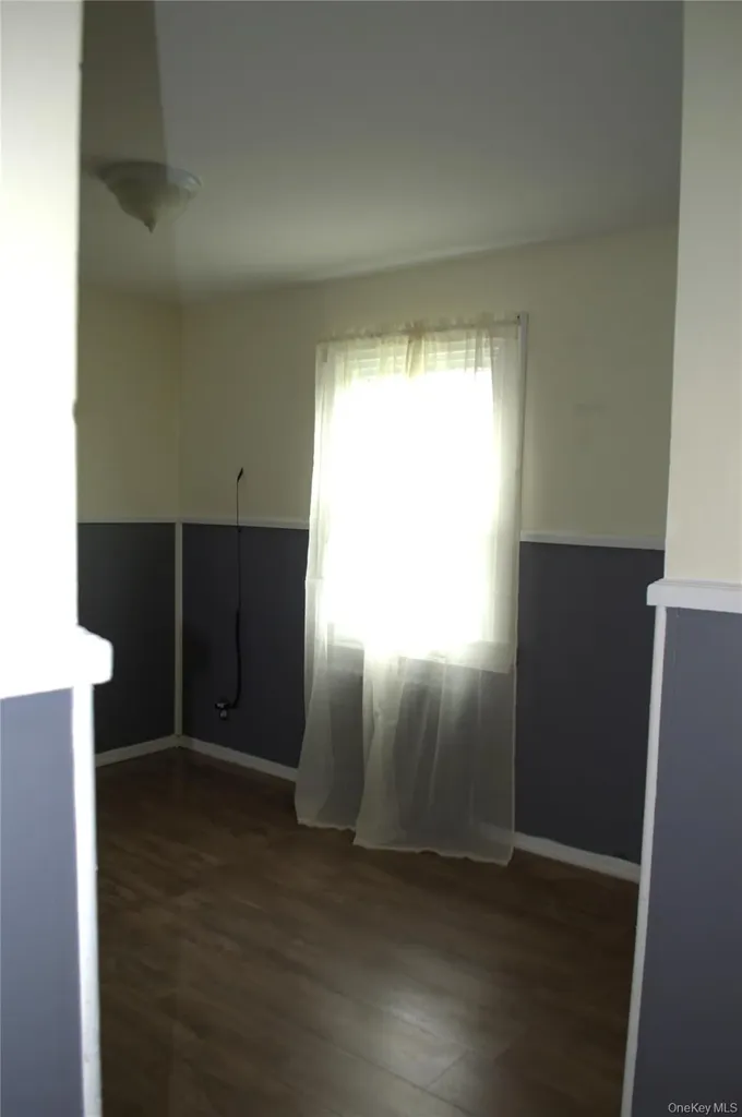 30 Lake Drive Copiague NY 11726