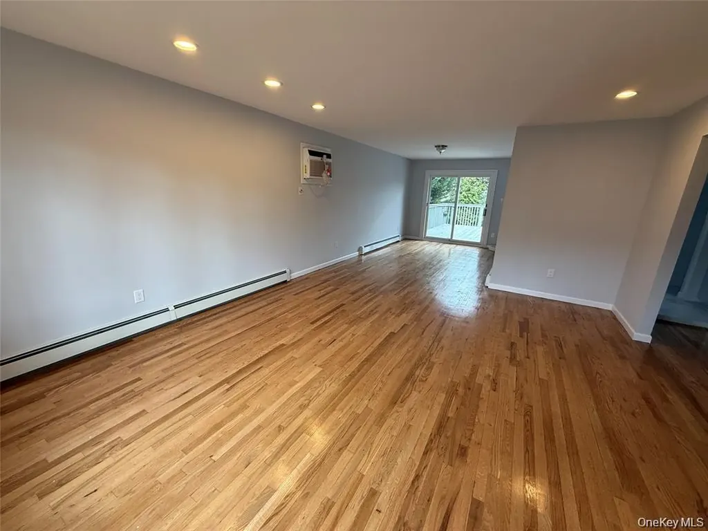 324 Buckingham Road Cedarhurst NY 11516