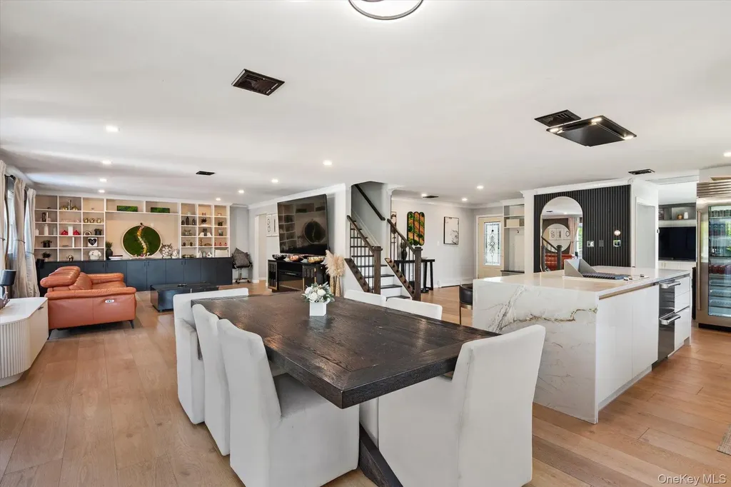 88 Pace Drive S West Islip NY 11795