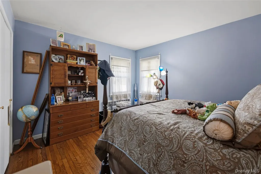 15163 19th Avenue Whitestone NY 11357