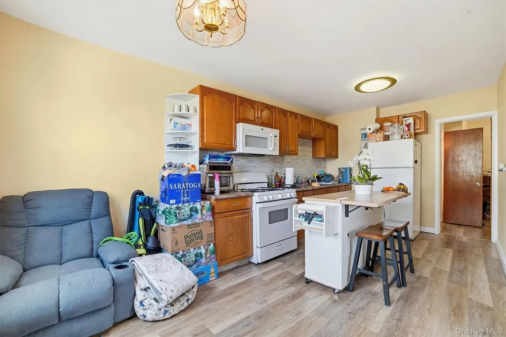 17 Lockwood Avenue Yonkers NY 10701