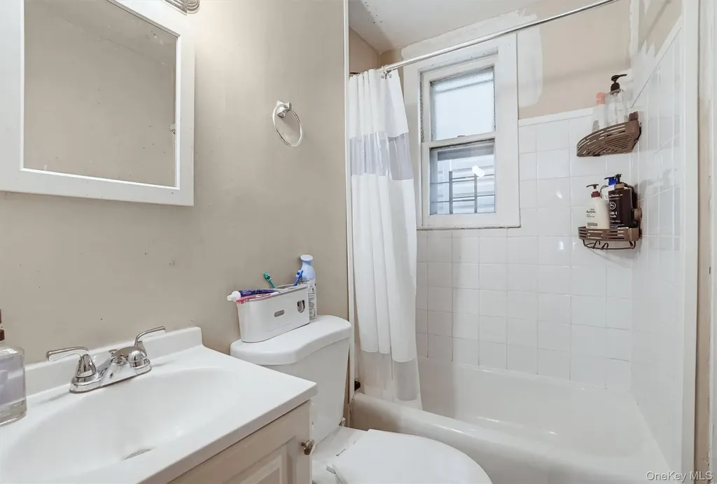 17 Lockwood Avenue Yonkers NY 10701