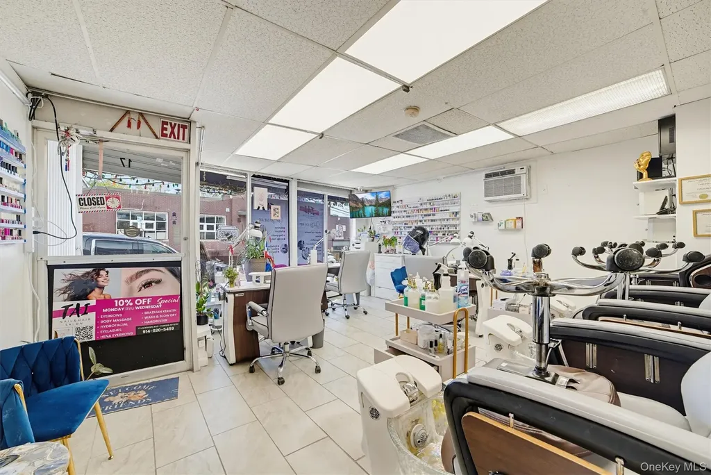 17 Lockwood Avenue Yonkers NY 10701