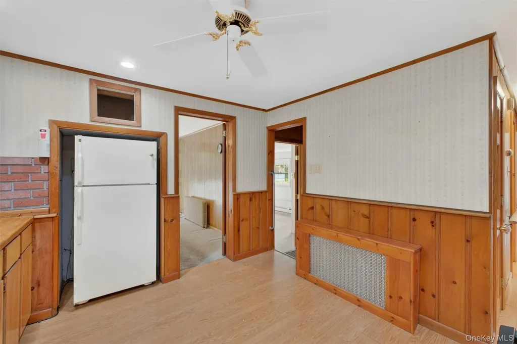 17 Holt Road Hyde Park NY 12538