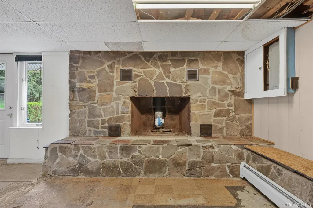 17 Holt Road Hyde Park NY 12538