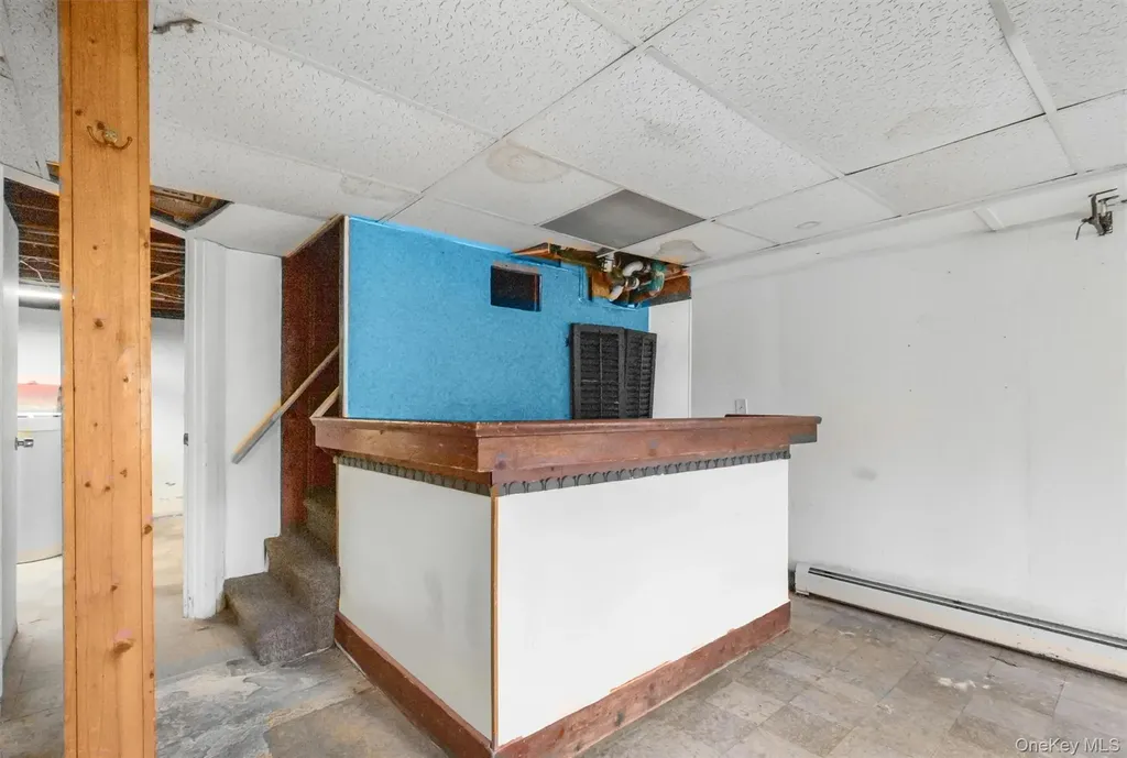 17 Holt Road Hyde Park NY 12538