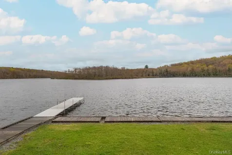 13 Redwood Lane Swan Lake NY 12783
