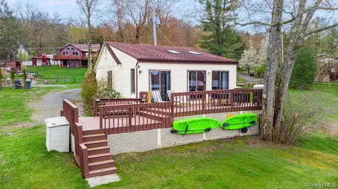 13 Redwood Lane Swan Lake NY 12783