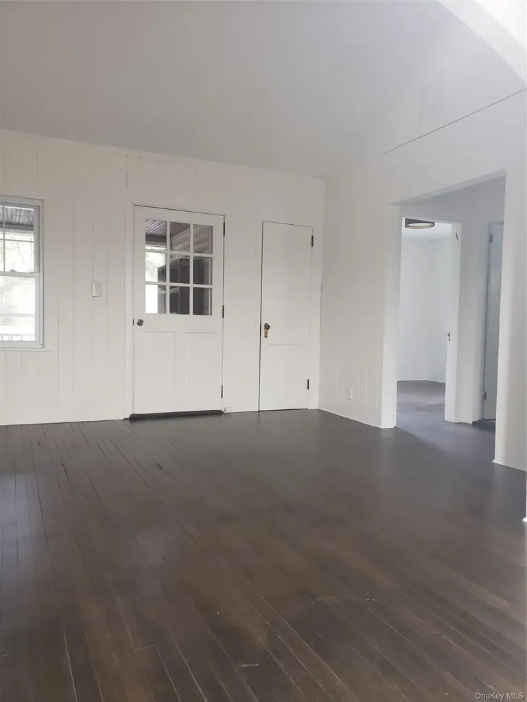 1 Mill Pond Lane Warwick NY 10990