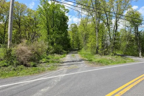 77 Ulster Landing Road Kingston NY 12401