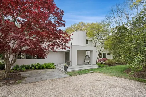 6 Wagon Lane East Hampton NY 11937