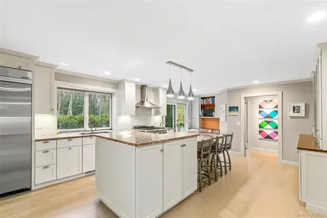 6 Wagon Lane East Hampton NY 11937