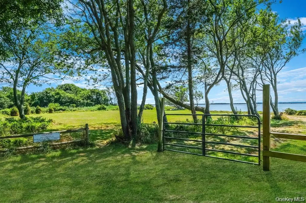 295 Willow Terrace Lane Orient NY 11957