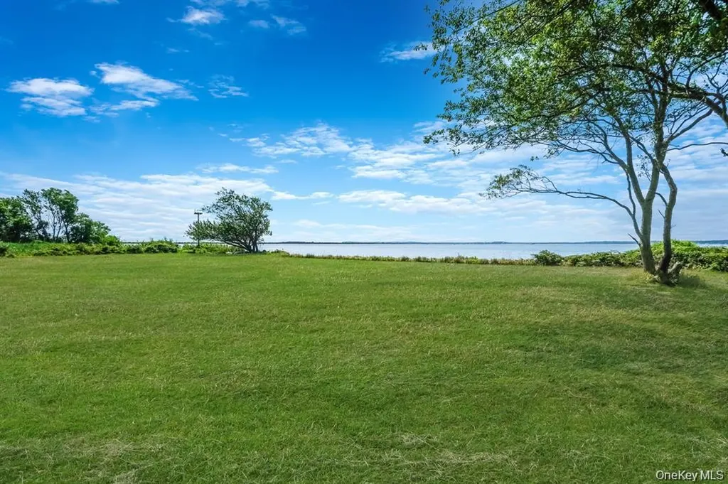 295 Willow Terrace Lane Orient NY 11957