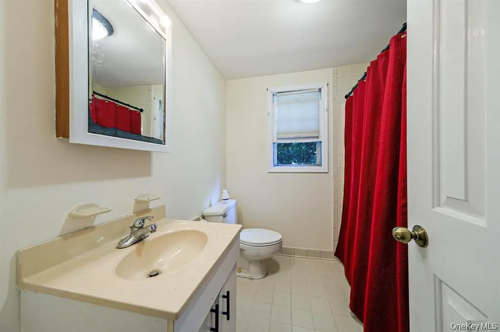 295 Willow Terrace Lane Orient NY 11957