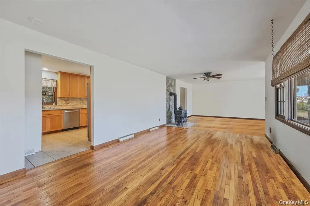 295 Willow Terrace Lane Orient NY 11957