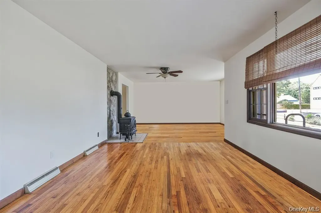 295 Willow Terrace Lane Orient NY 11957