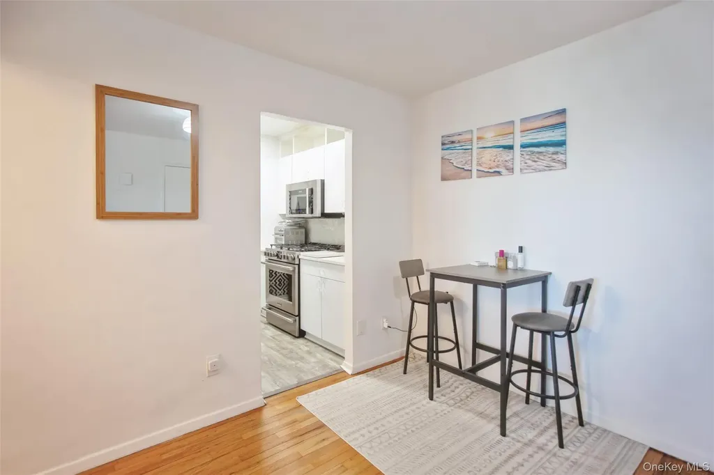 711 Shore Road Long Beach NY 11561