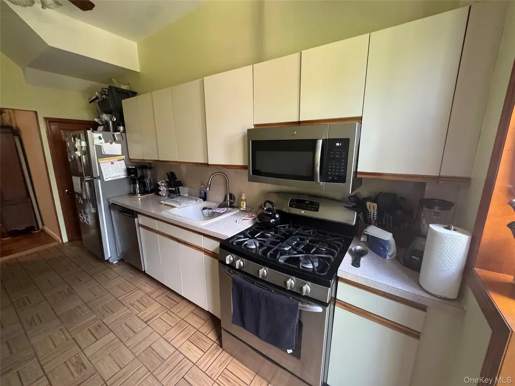 91 72nd Street Brooklyn NY 11209