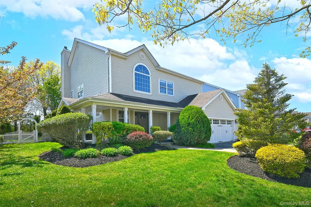 1 Dylan Place Melville NY 11747