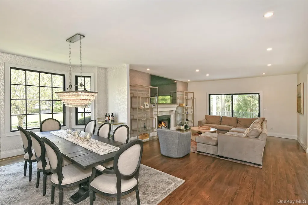 1 Dylan Place Melville NY 11747
