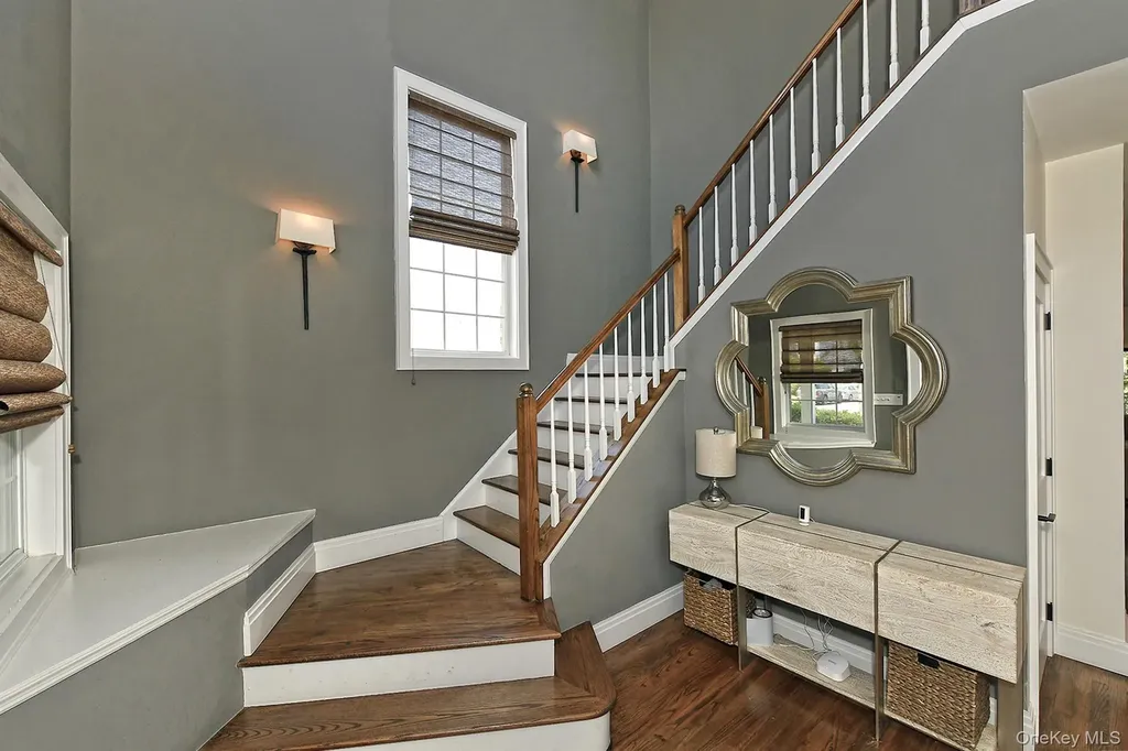 1 Dylan Place Melville NY 11747