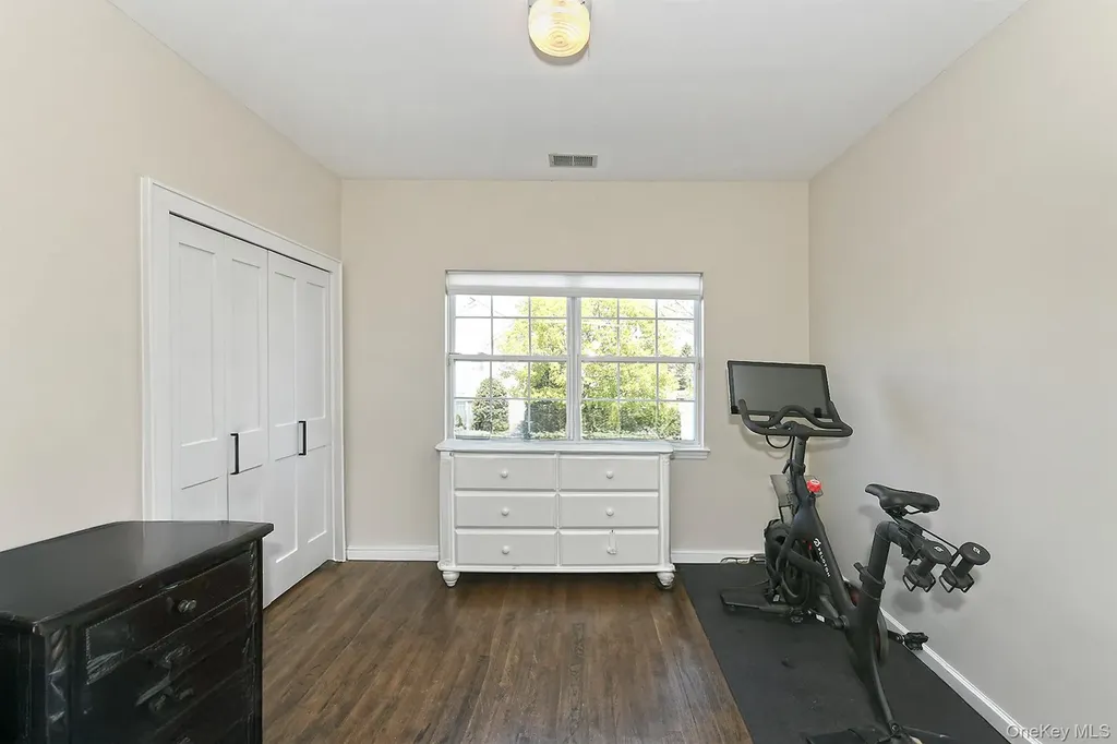 1 Dylan Place Melville NY 11747