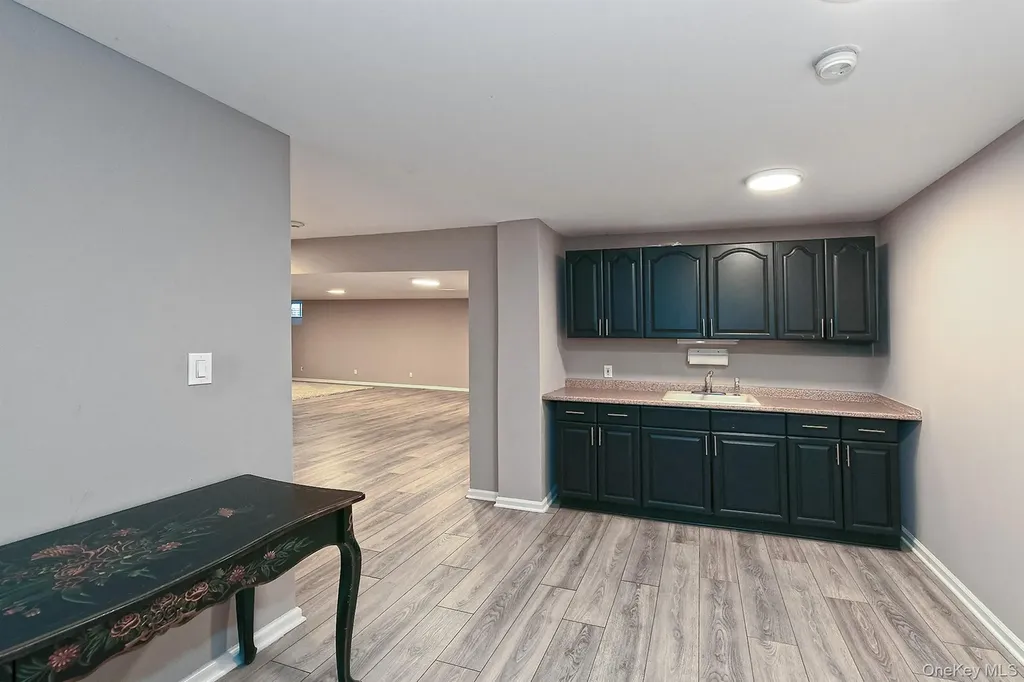 1 Dylan Place Melville NY 11747