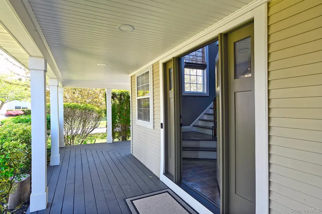 1 Dylan Place Melville NY 11747