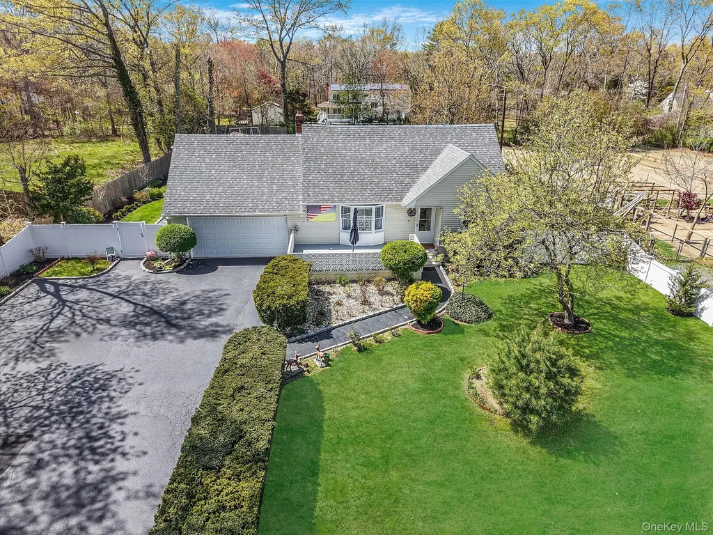 1989 William Floyd Parkway Ridge NY 11961