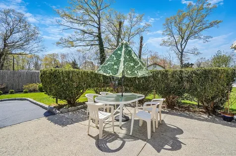 1989 William Floyd Parkway Ridge NY 11961