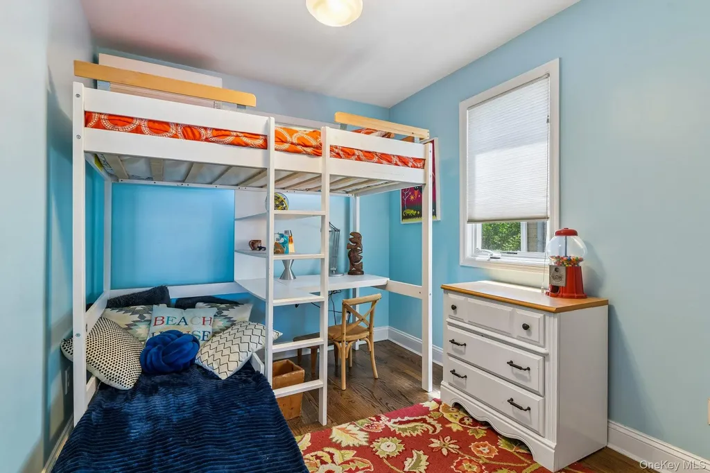 746 W Bay Drive Long Beach NY 11561